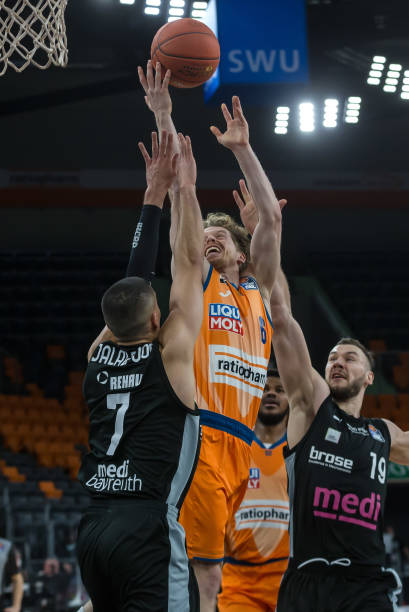 的坚定地位 的坚定地位